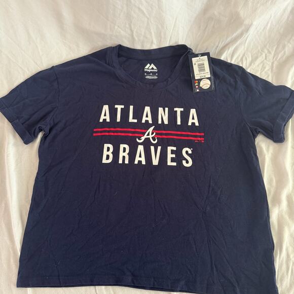 Majestic Tops - NWT new Majestic Atlanta Braves tshirt size medium